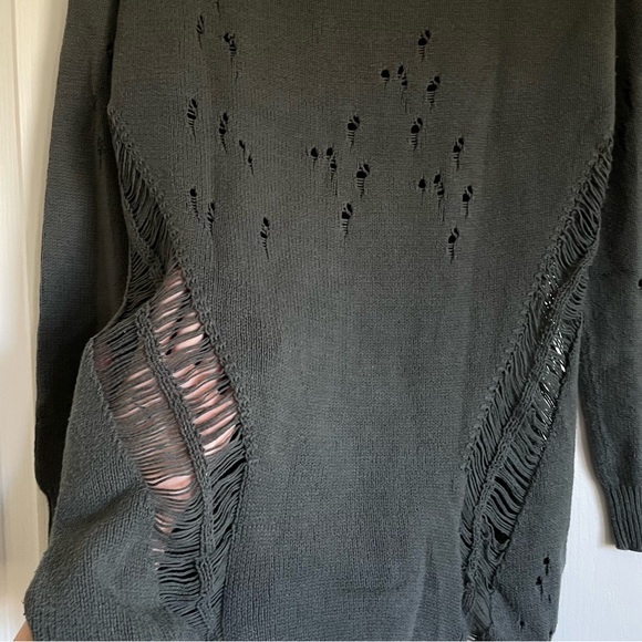 Women’s Nordstrom Rubbish Distressed Khaki Pullover Sweater - Small - Picture 5 of 7